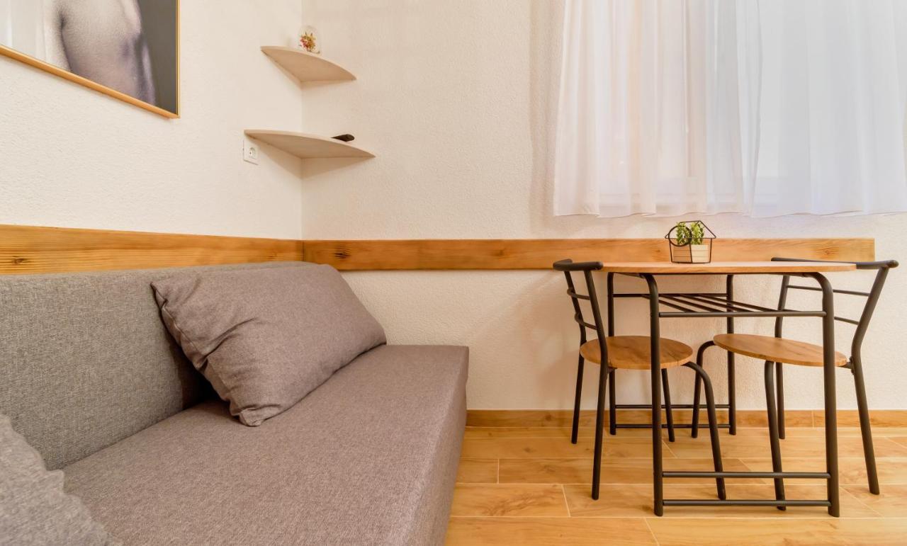 Apartment Cvita Baška Voda エクステリア 写真