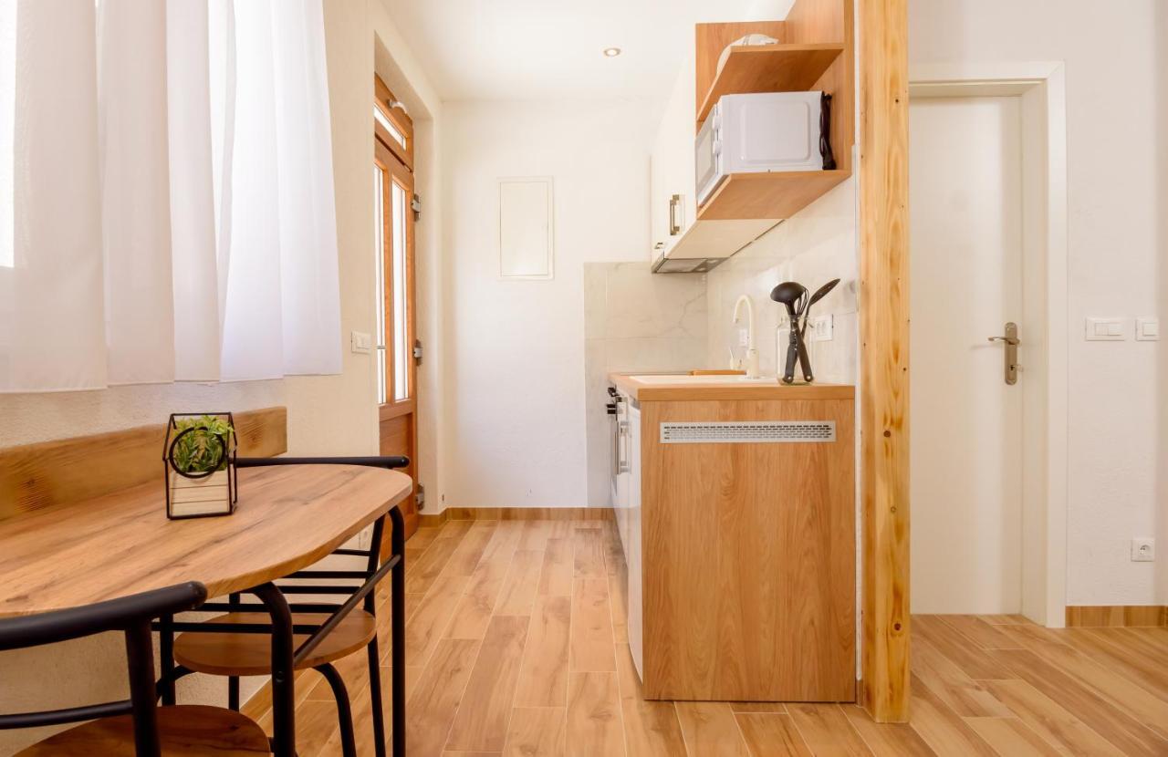 Apartment Cvita Baška Voda エクステリア 写真